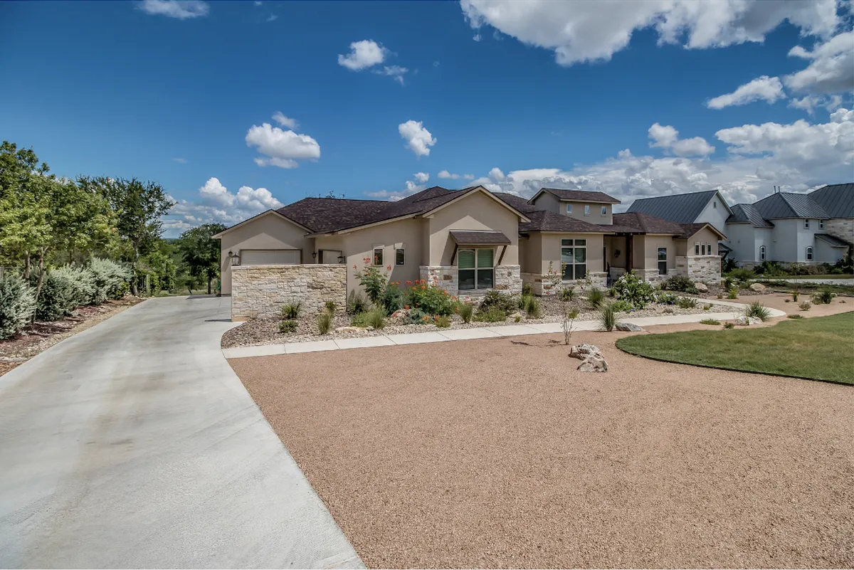 Gutter installation in Kyle, TX neighborhood